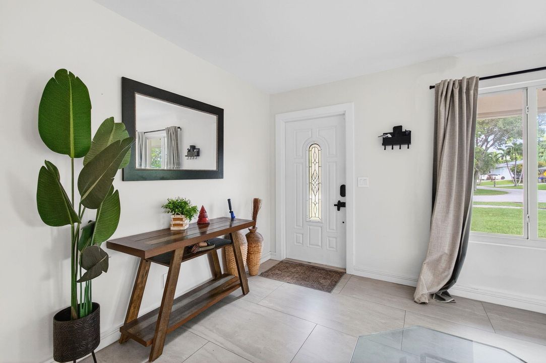 Active With Contract: $575,000 (3 beds, 2 baths, 1925 Square Feet)