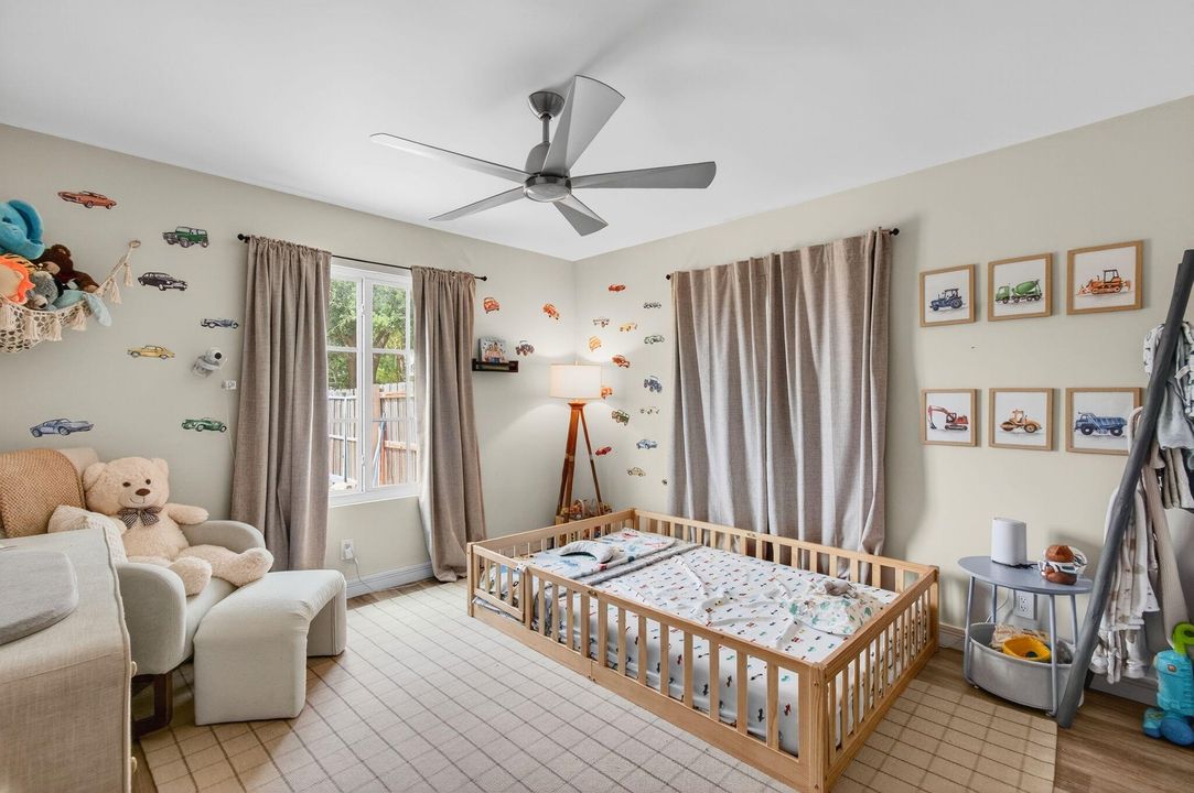 Active With Contract: $575,000 (3 beds, 2 baths, 1925 Square Feet)