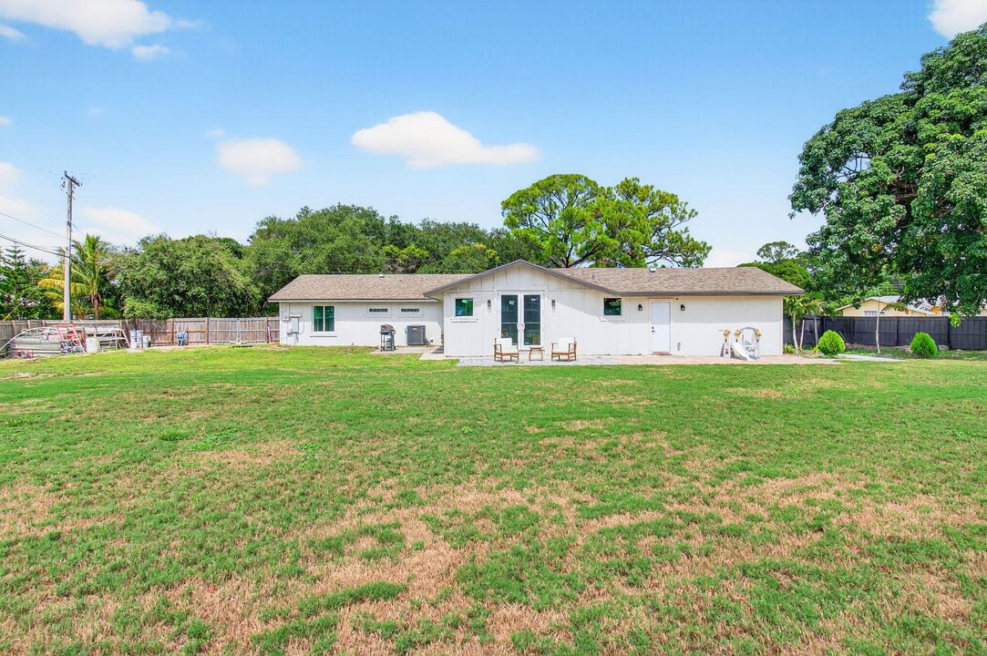 Active With Contract: $575,000 (3 beds, 2 baths, 1925 Square Feet)