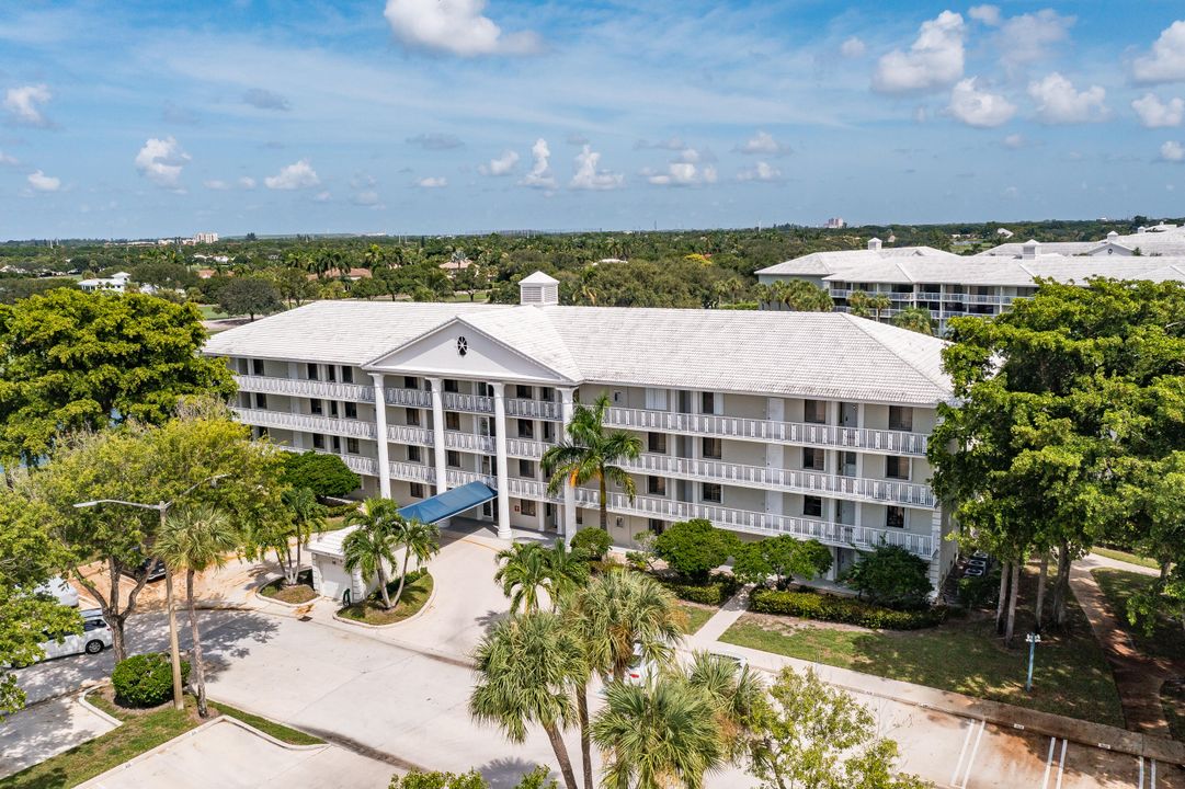 Recently Sold: $209,000 (2 beds, 2 baths, 1442 Square Feet)