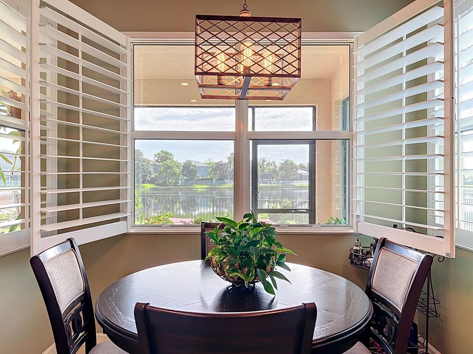 For Sale: $499,900 (3 beds, 3 baths, 1982 Square Feet)