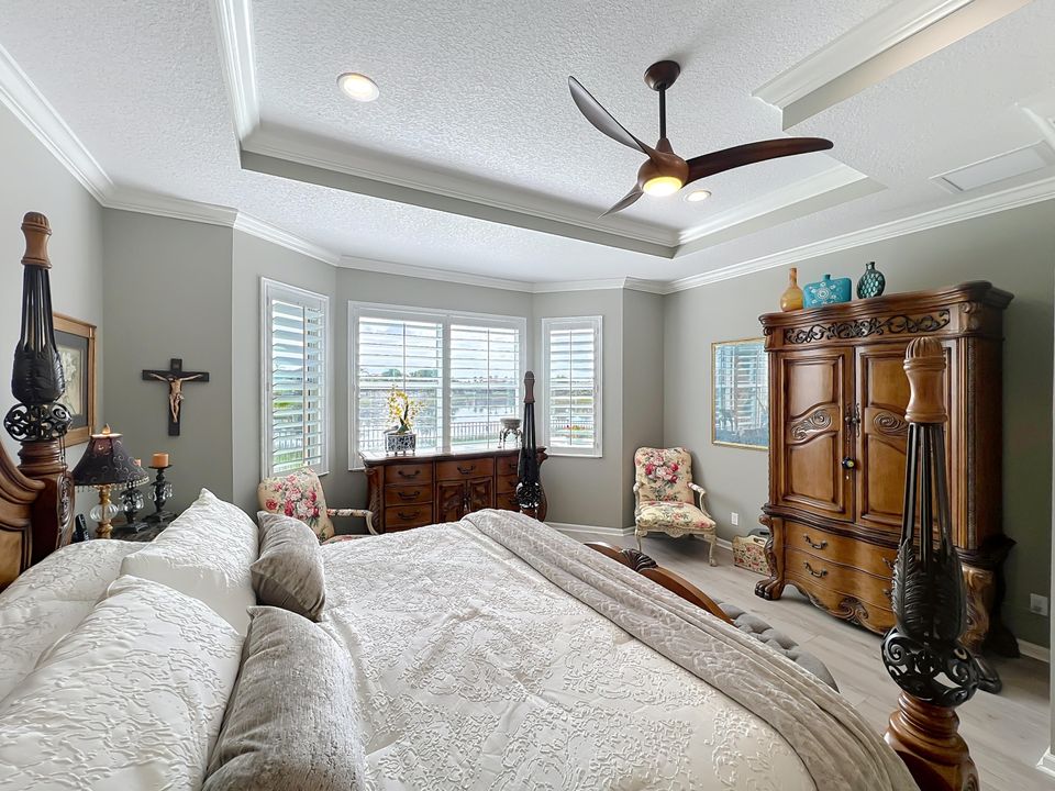 For Sale: $499,900 (3 beds, 3 baths, 1982 Square Feet)