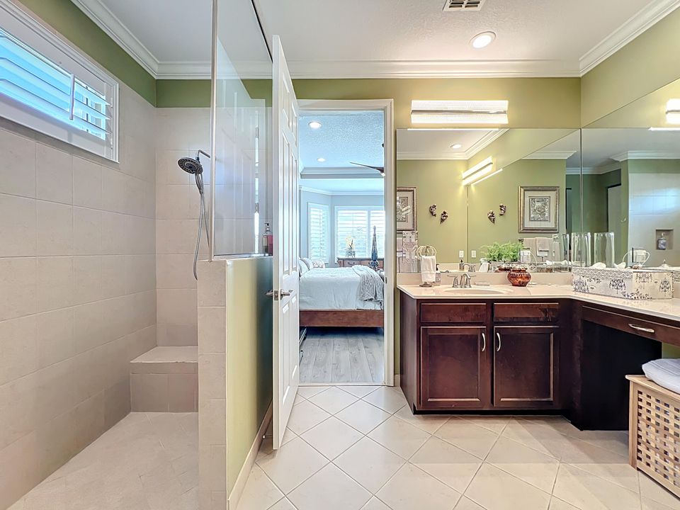 For Sale: $499,900 (3 beds, 3 baths, 1982 Square Feet)