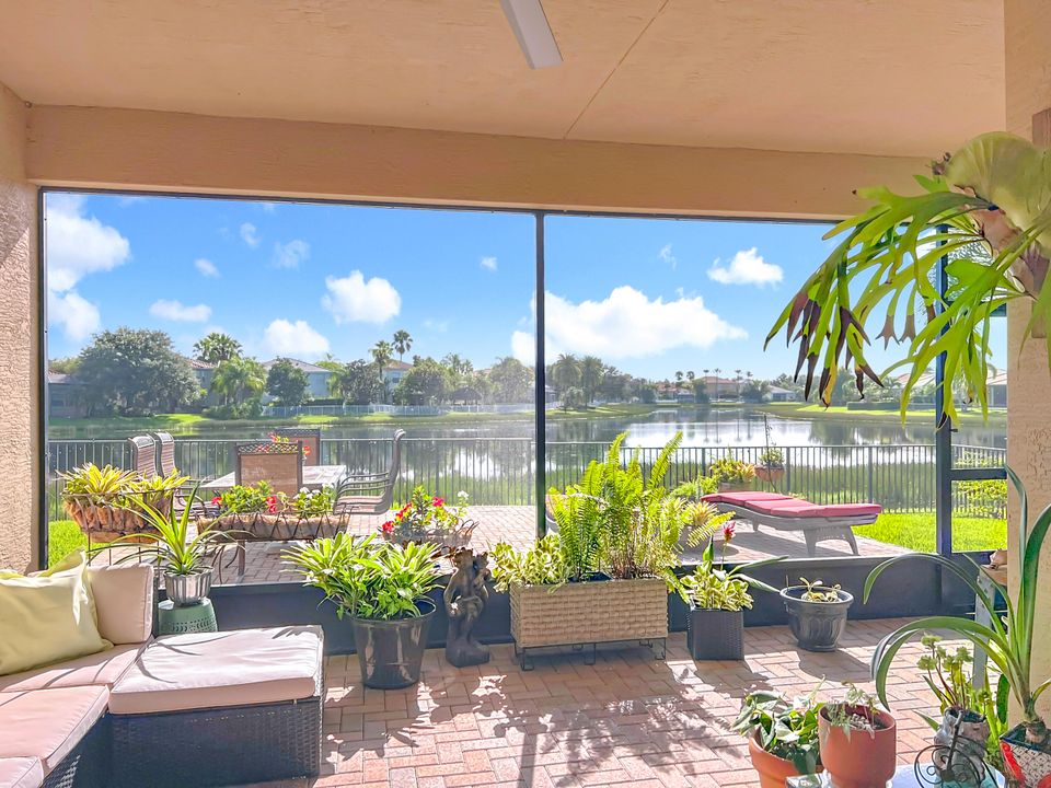 For Sale: $499,900 (3 beds, 3 baths, 1982 Square Feet)