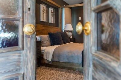 На продажу: $2,850,000 (3 спален, 3 ванн, 2820 Квадратных фут)