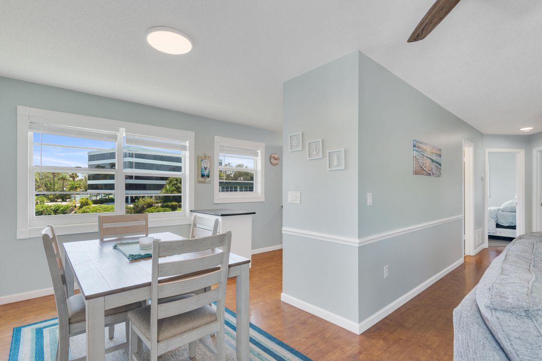 待售: $199,000 (2 贝兹, 2 浴室, 1000 平方英尺)