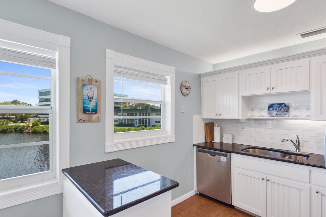 待售: $199,000 (2 贝兹, 2 浴室, 1000 平方英尺)