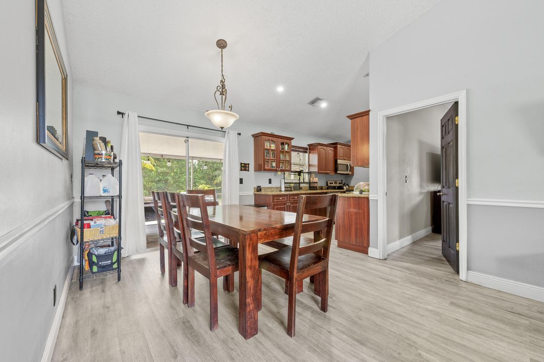 For Sale: $618,000 (4 beds, 2 baths, 1344 Square Feet)