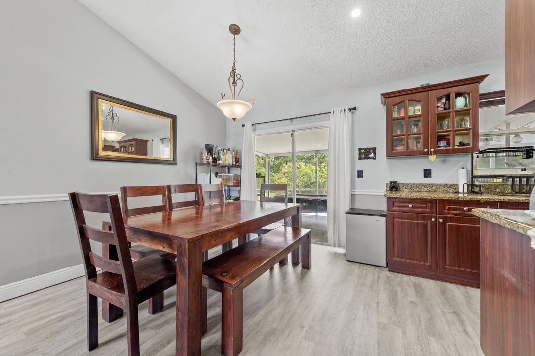 For Sale: $618,000 (4 beds, 2 baths, 1344 Square Feet)