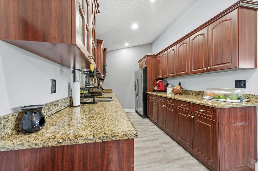 For Sale: $618,000 (4 beds, 2 baths, 1344 Square Feet)