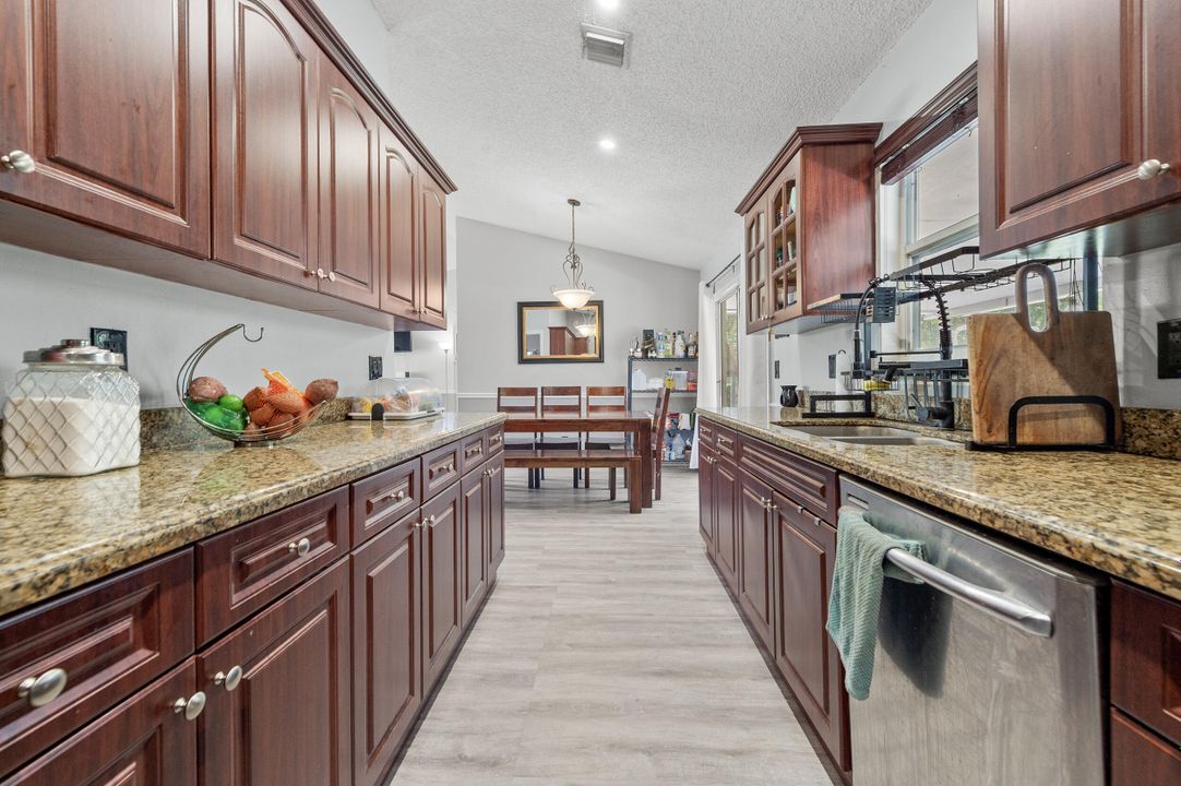 For Sale: $618,000 (4 beds, 2 baths, 1344 Square Feet)