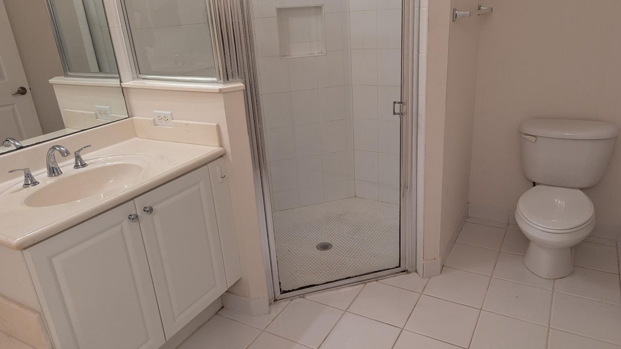 В аренду: $2,150 (3 спален, 2 ванн, 1464 Квадратных фут)