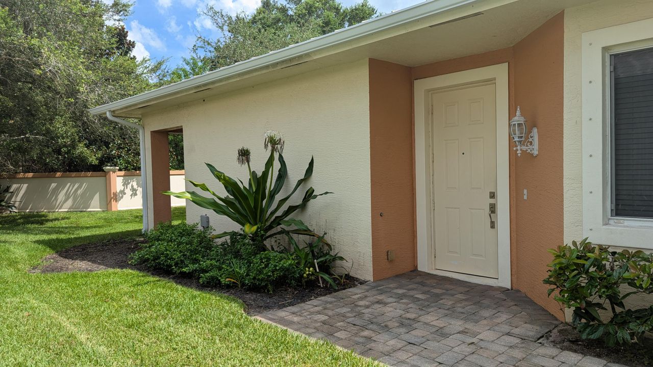 В аренду: $2,150 (3 спален, 2 ванн, 1464 Квадратных фут)