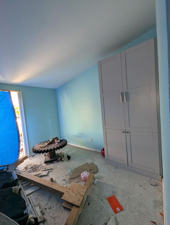 Active With Contract: $195,000 (2 beds, 2 baths, 1169 Square Feet)