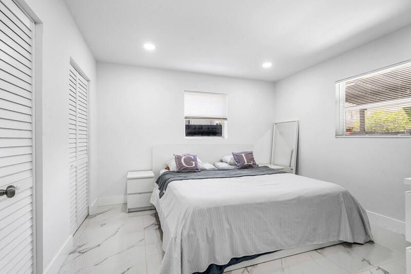 Под контрактом: $520,000 (3 спален, 2 ванн, 1020 Квадратных фут)