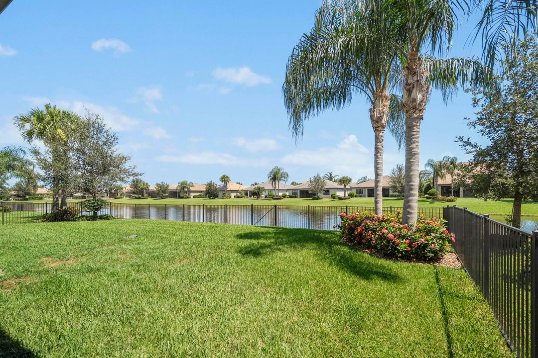 Active With Contract: $599,000 (4 beds, 3 baths, 2503 Square Feet)