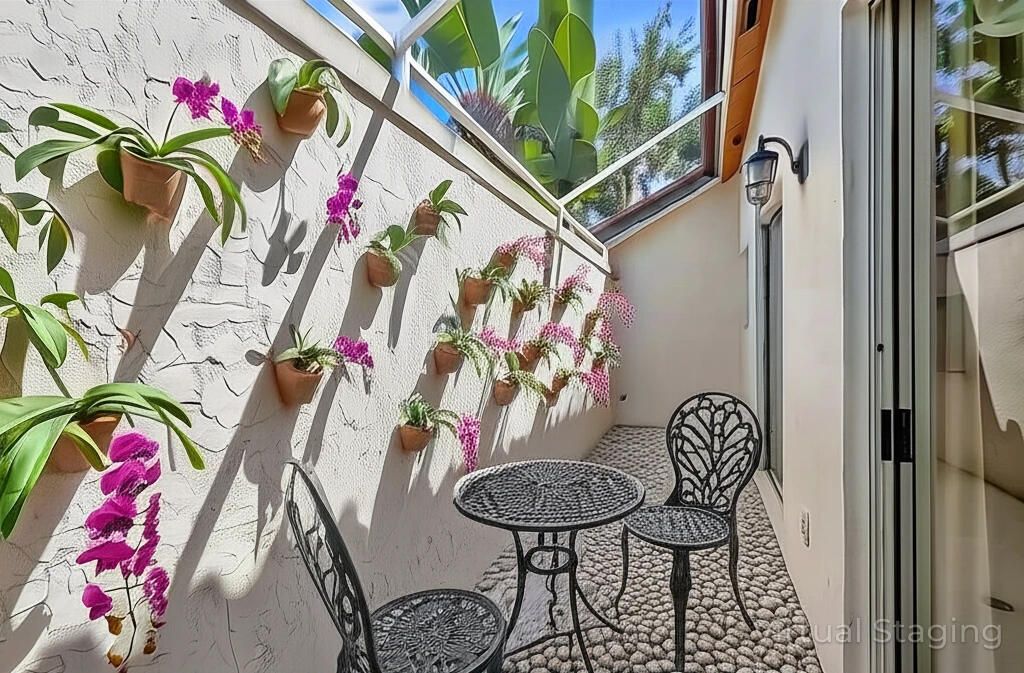 For Sale: $539,000 (3 beds, 2 baths, 2020 Square Feet)