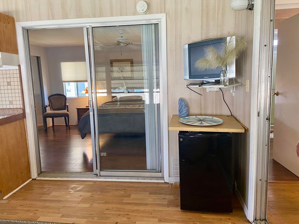 На продажу: $45,000 (2 спален, 2 ванн, 1400 Квадратных фут)