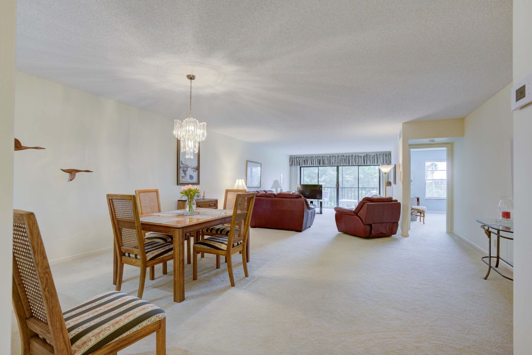 Под контрактом: $2,500 (2 спален, 2 ванн, 1520 Квадратных фут)