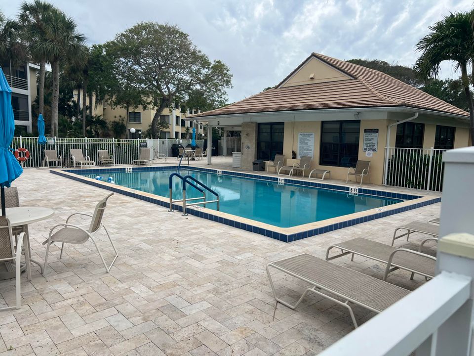 Под контрактом: $2,500 (2 спален, 2 ванн, 1520 Квадратных фут)