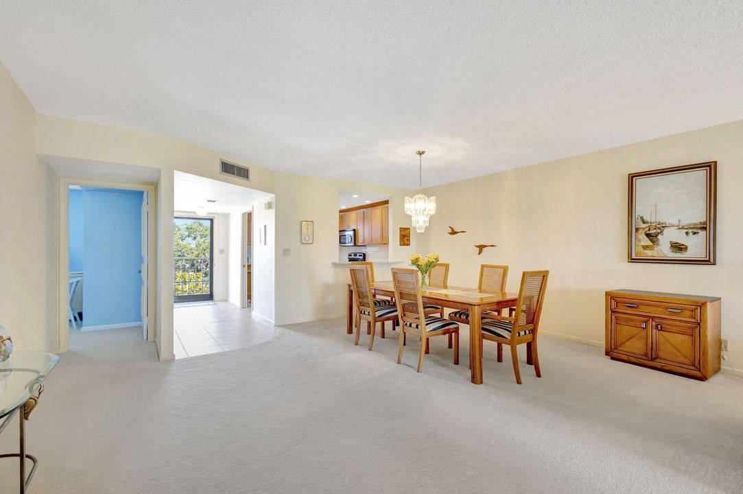 Под контрактом: $2,500 (2 спален, 2 ванн, 1520 Квадратных фут)