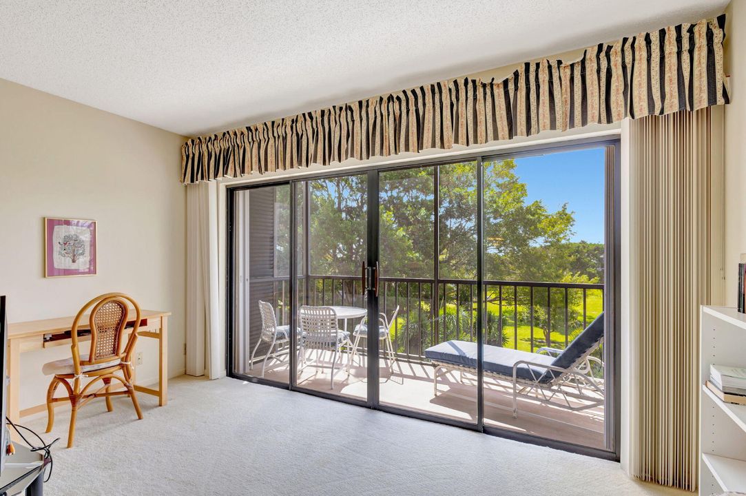 Под контрактом: $2,500 (2 спален, 2 ванн, 1520 Квадратных фут)