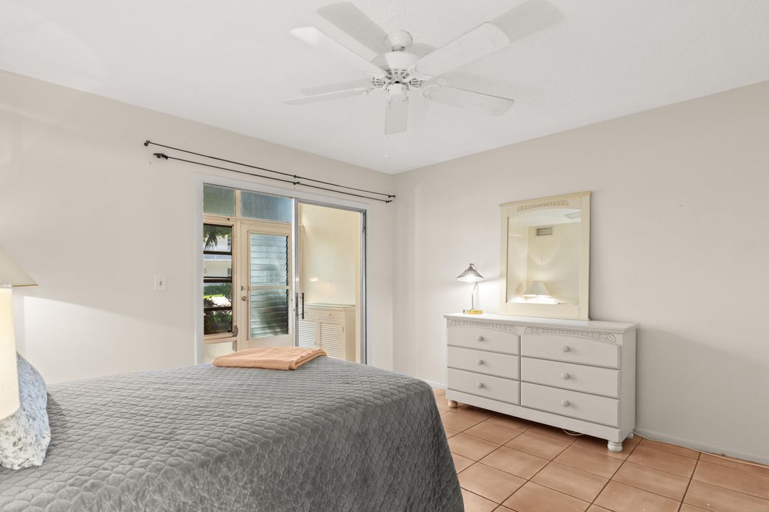 For Sale: $110,000 (1 beds, 1 baths, 695 Square Feet)