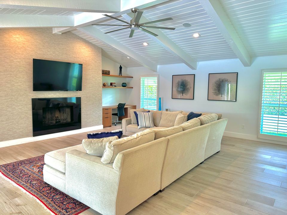 В аренду: $16,000 (5 спален, 4 ванн, 3448 Квадратных фут)