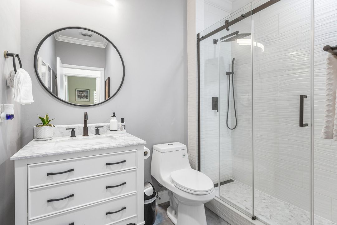 合同活跃: $1,149,000 (4 贝兹, 3 浴室, 2676 平方英尺)