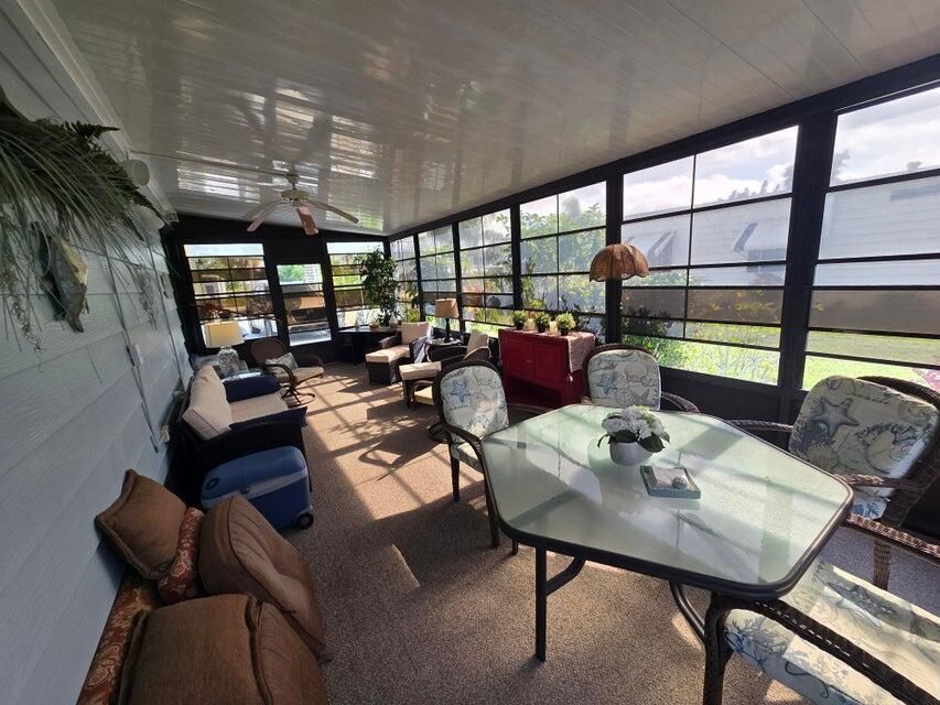 На продажу: $49,900 (2 спален, 2 ванн, 1344 Квадратных фут)