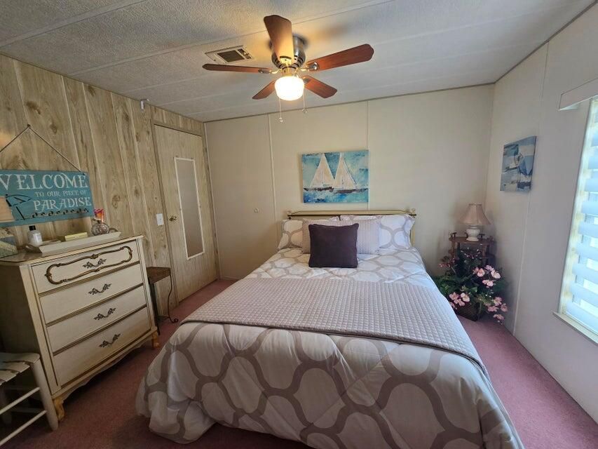 На продажу: $49,900 (2 спален, 2 ванн, 1344 Квадратных фут)