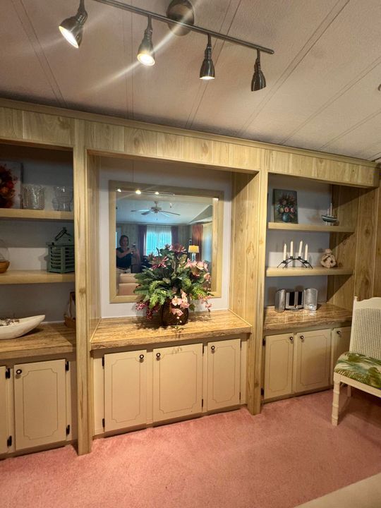 На продажу: $49,900 (2 спален, 2 ванн, 1344 Квадратных фут)