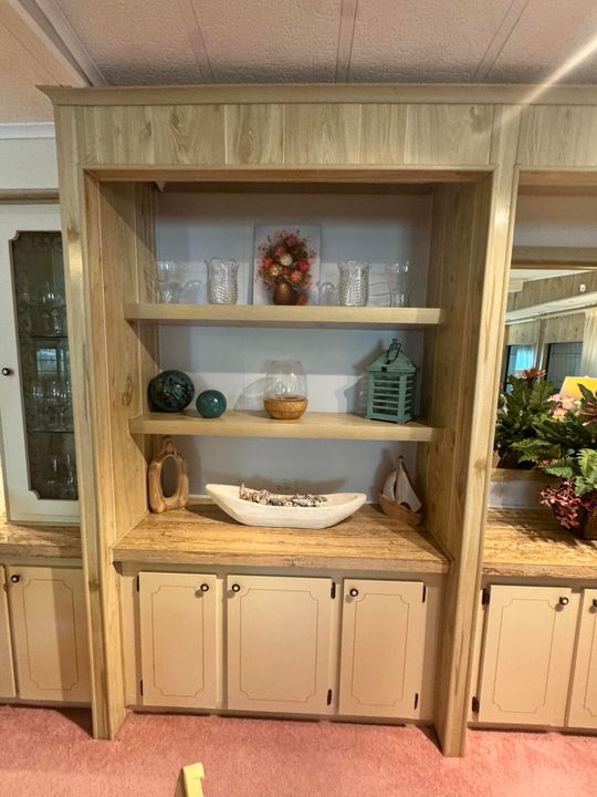 На продажу: $49,900 (2 спален, 2 ванн, 1344 Квадратных фут)