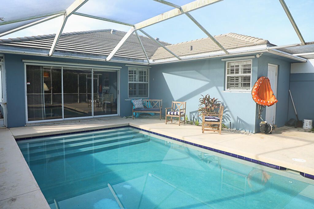 На продажу: $349,899 (2 спален, 2 ванн, 1525 Квадратных фут)