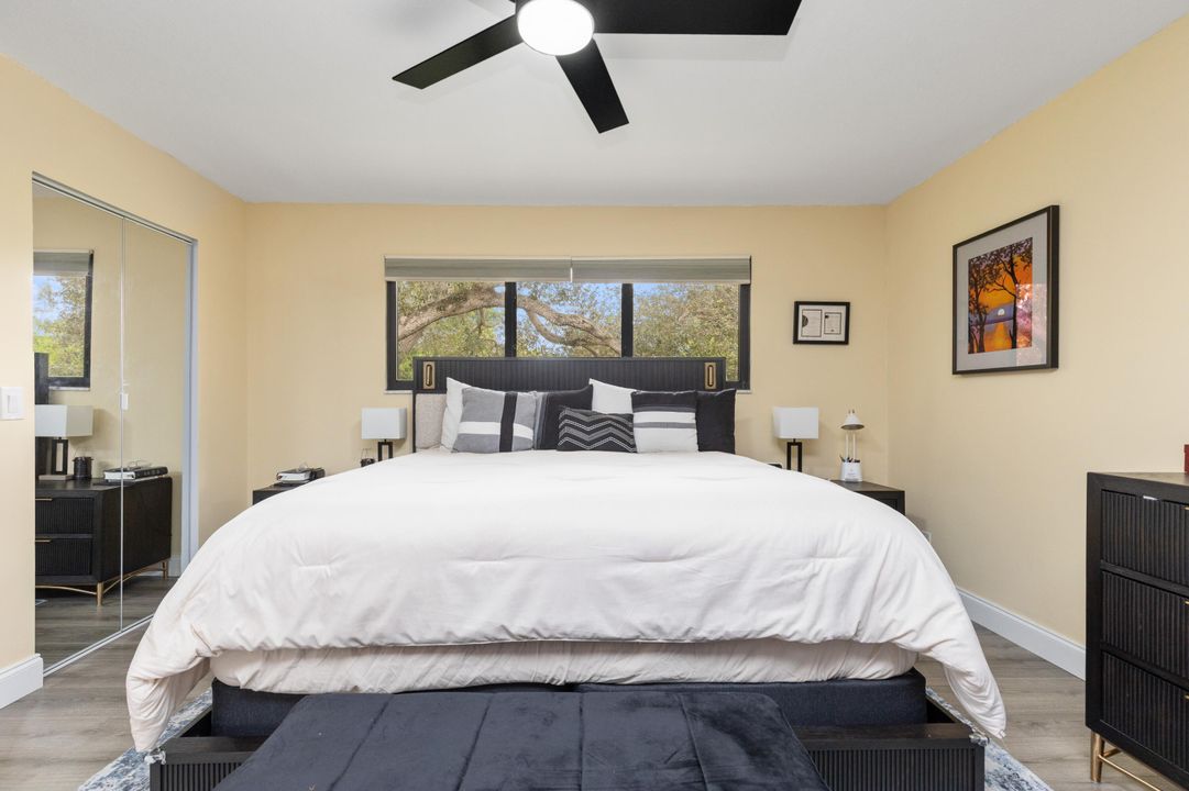 合同活跃: $449,000 (2 贝兹, 2 浴室, 1398 平方英尺)