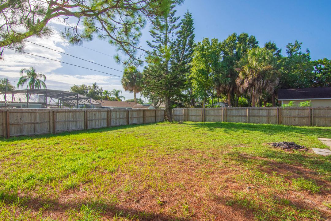 合同活跃: $309,000 (3 贝兹, 2 浴室, 1261 平方英尺)