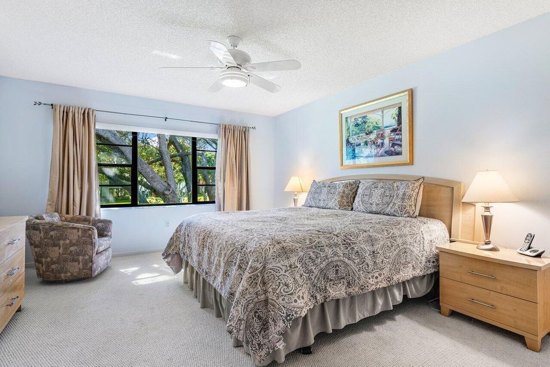 Под контрактом: $6,500 (2 спален, 2 ванн, 1388 Квадратных фут)