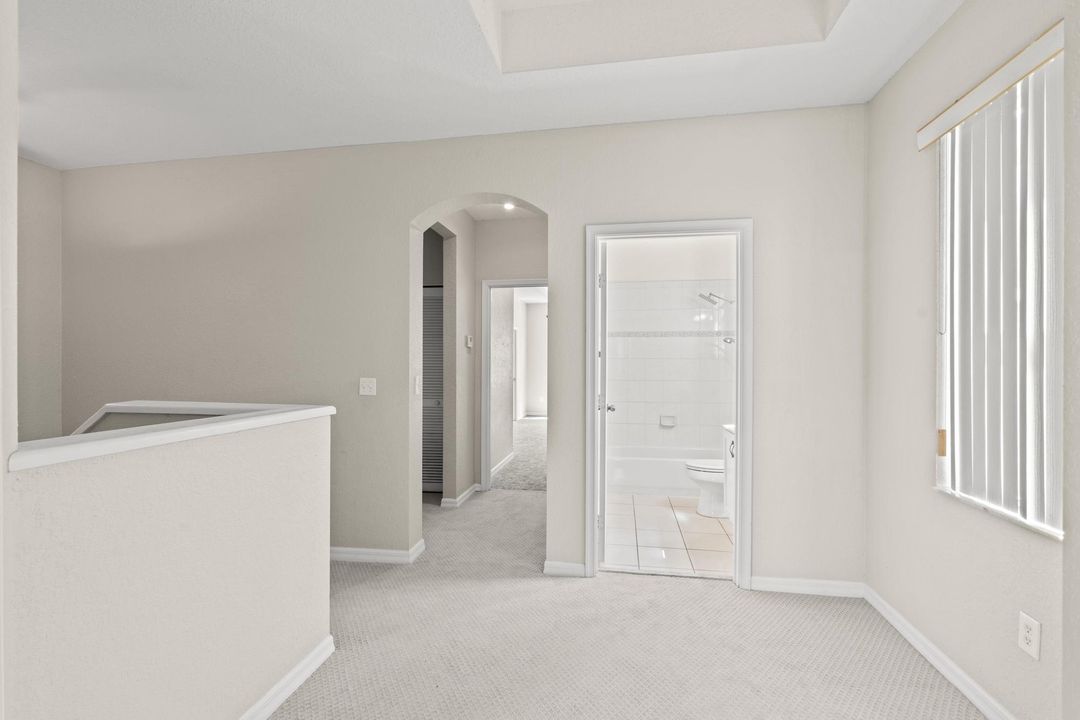 Active With Contract: $2,550 (3 beds, 2 baths, 1711 Square Feet)