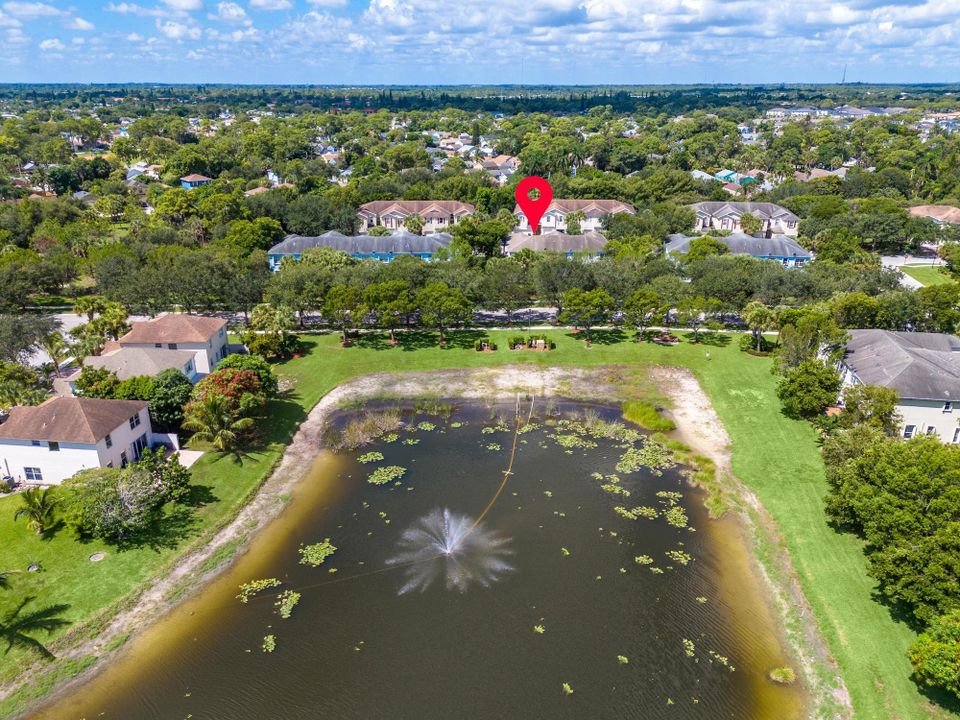 Active With Contract: $2,550 (3 beds, 2 baths, 1711 Square Feet)