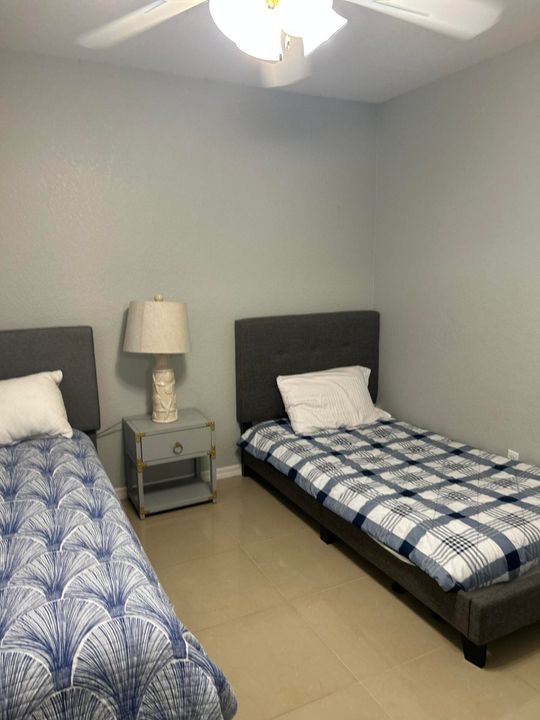 For Rent: $2,400 (4 beds, 2 baths, 1920 Square Feet)