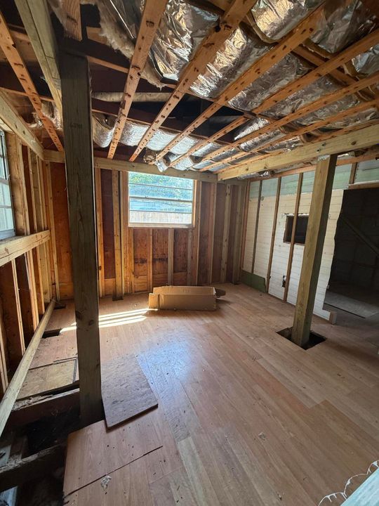 Под контрактом: $150,000 (0 спален, 1 ванн, 1152 Квадратных фут)