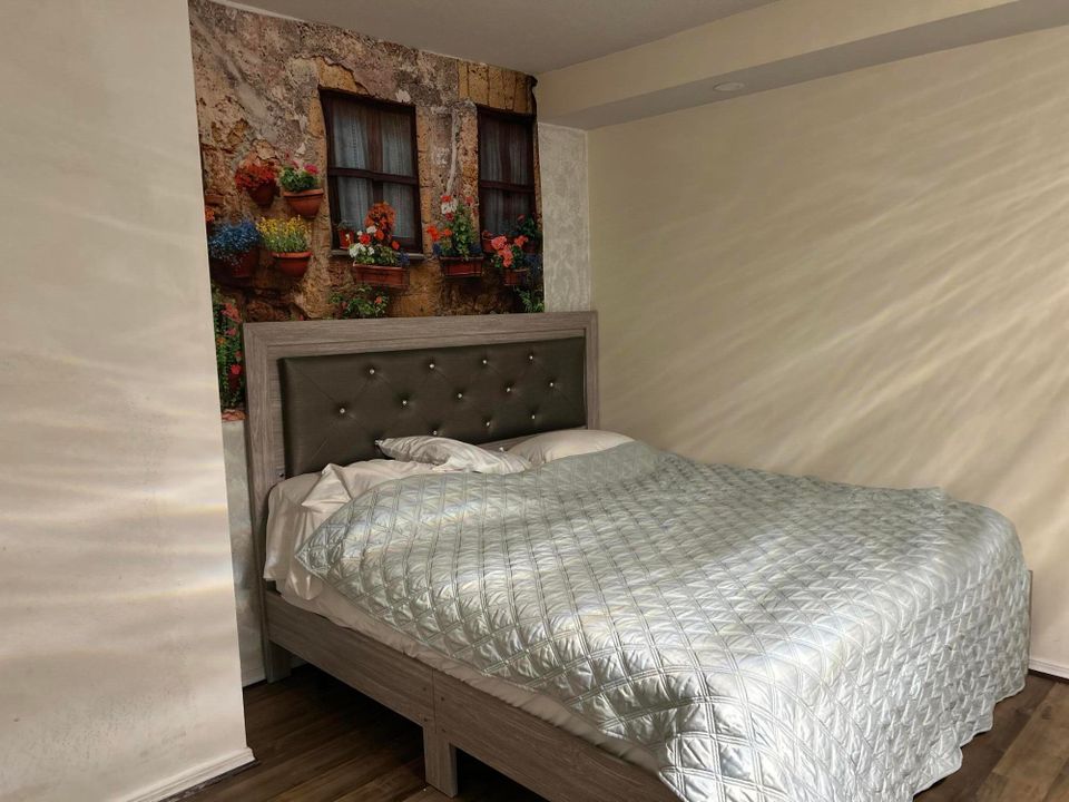 For Rent: $2,400 (4 beds, 2 baths, 1920 Square Feet)