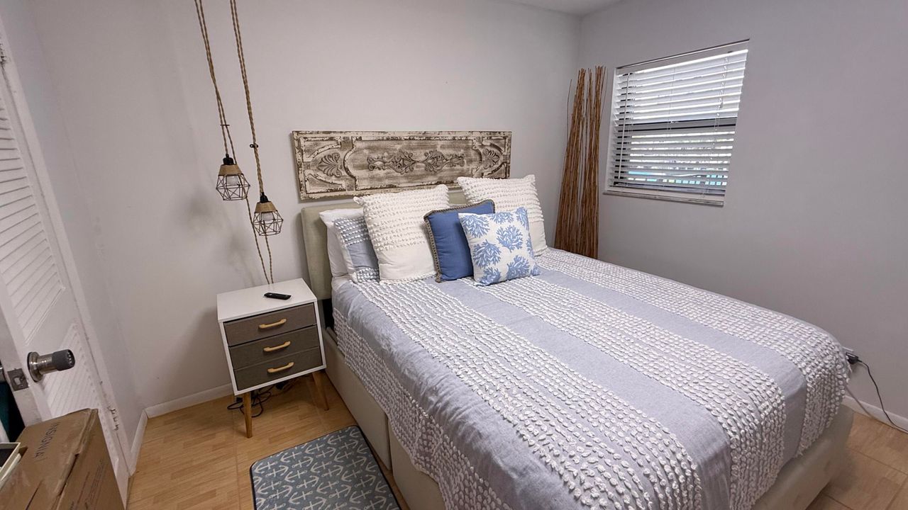 For Rent: $3,000 (2 beds, 2 baths, 1126 Square Feet)