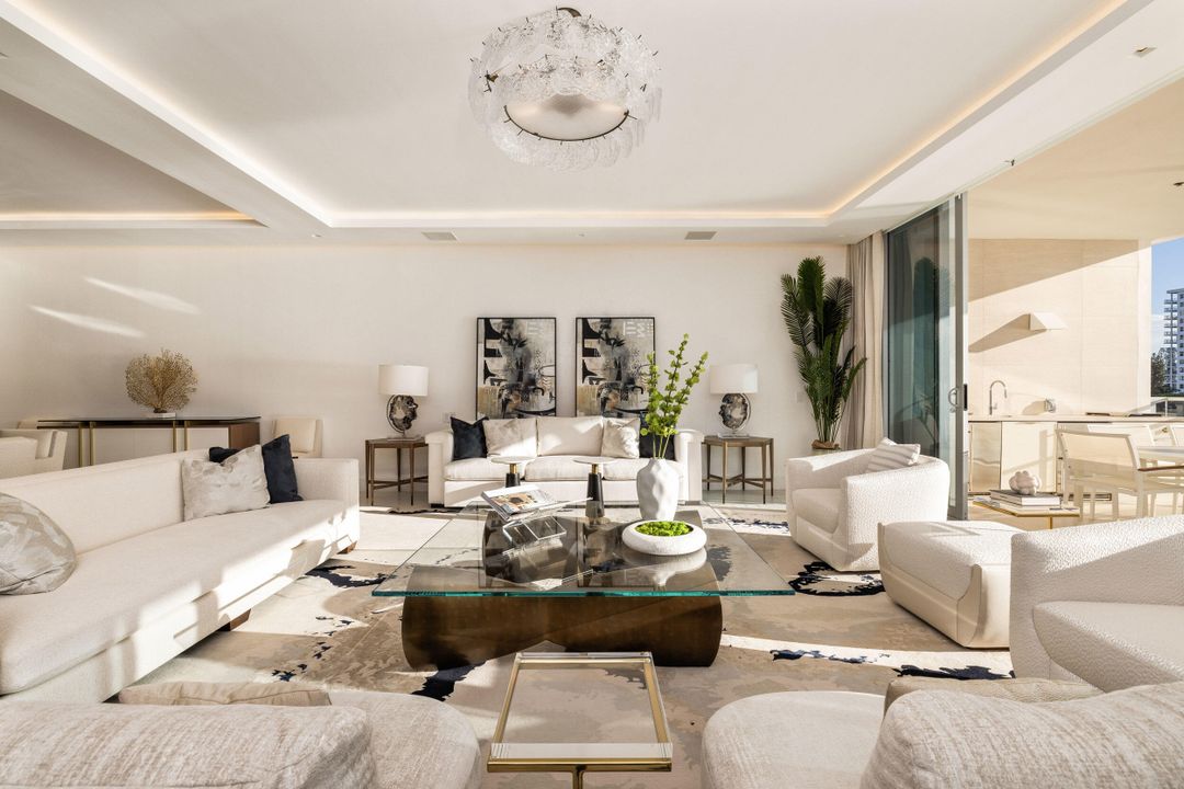 На продажу: $11,995,000 (4 спален, 3 ванн, 4205 Квадратных фут)