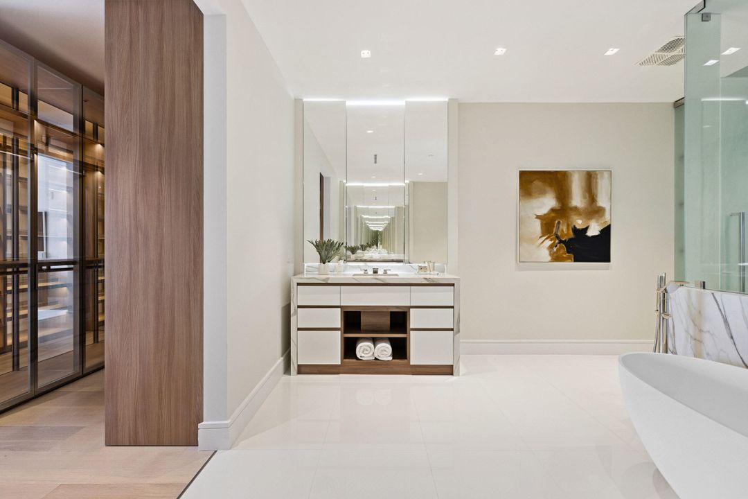 На продажу: $11,995,000 (4 спален, 3 ванн, 4205 Квадратных фут)