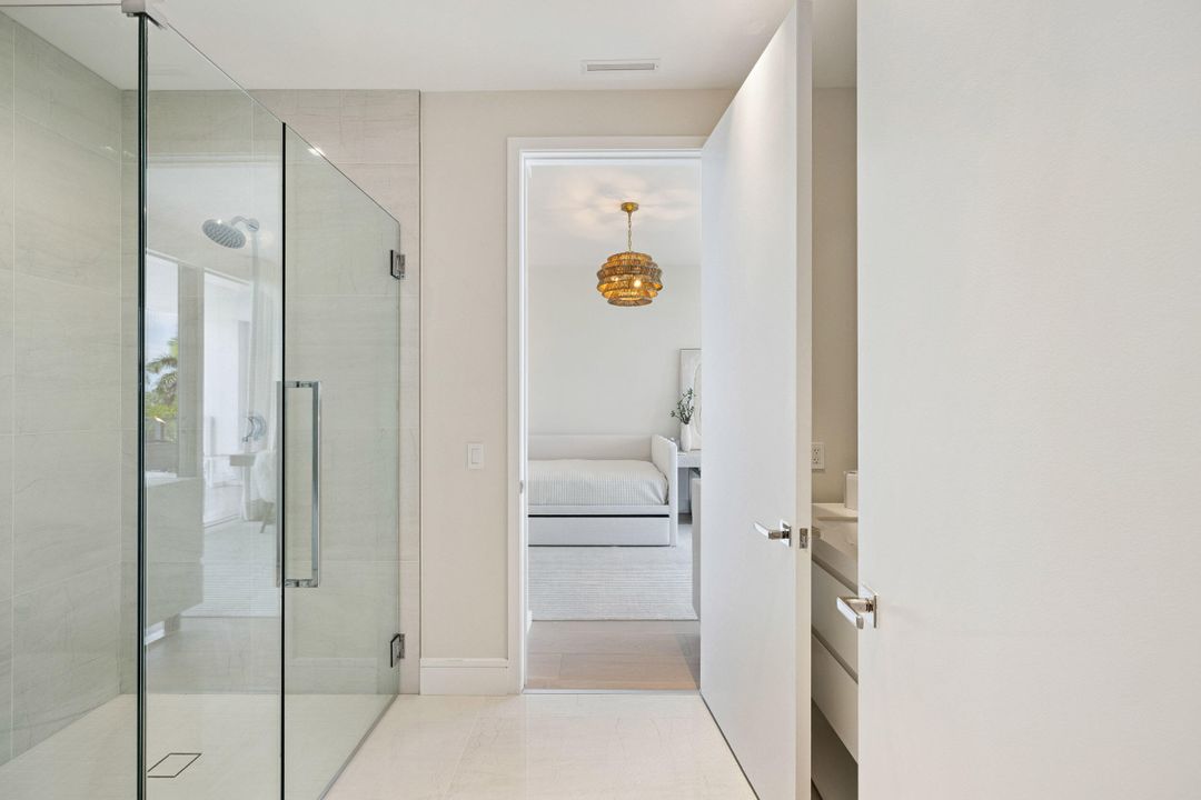 На продажу: $11,995,000 (4 спален, 3 ванн, 4205 Квадратных фут)