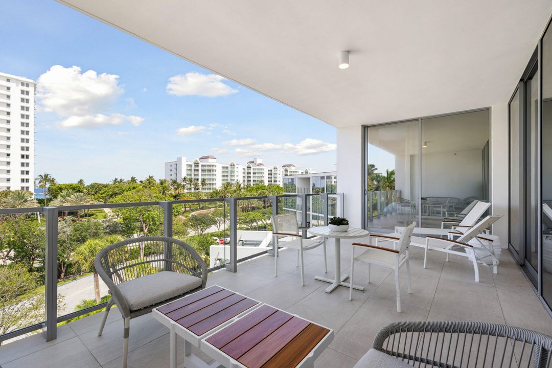 На продажу: $11,995,000 (4 спален, 3 ванн, 4205 Квадратных фут)