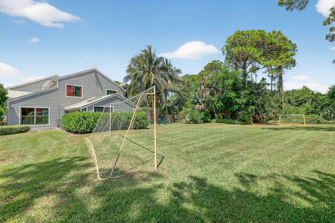 待售: $1,499,999 (5 贝兹, 3 浴室, 5450 平方英尺)