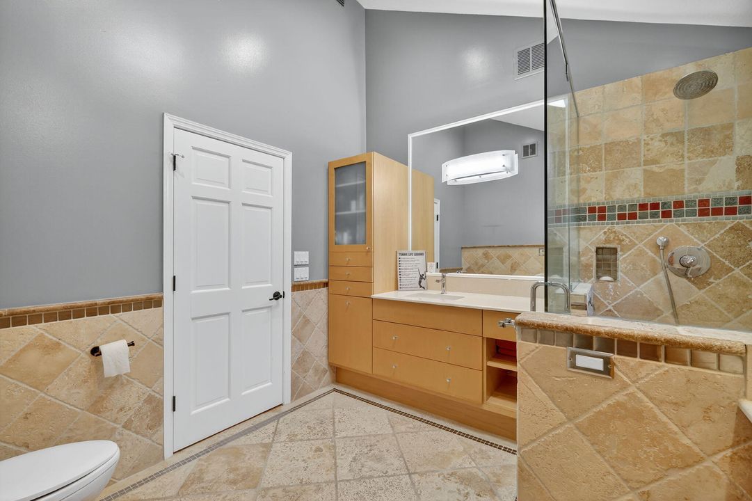 待售: $1,499,999 (5 贝兹, 3 浴室, 5450 平方英尺)