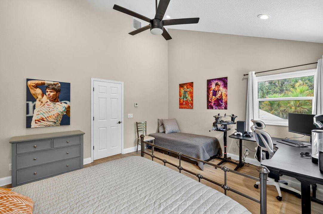 待售: $1,499,999 (5 贝兹, 3 浴室, 5450 平方英尺)